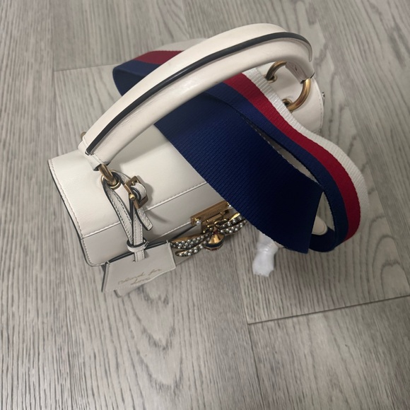 Gucci Bee Leather 2way Bag - Picture 6 of 10